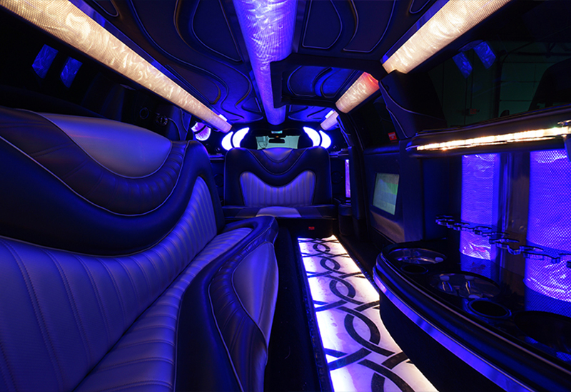 bar in limo